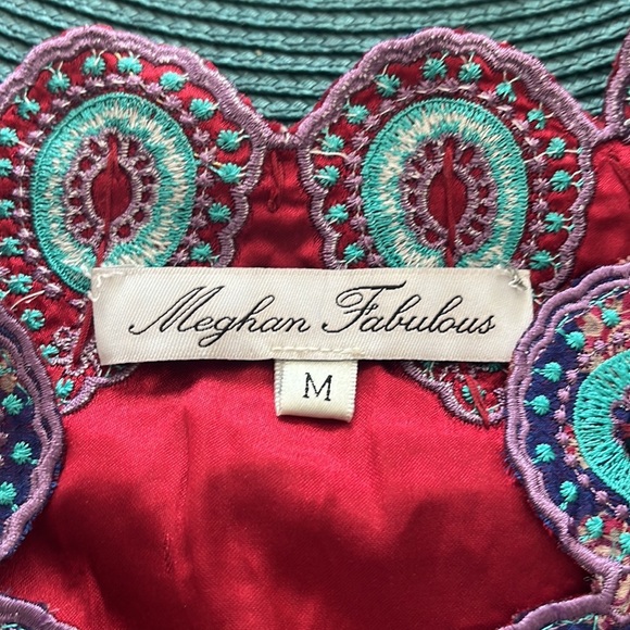 Meghan Fabulous Gently used Excellent Condition Size M
Bright Color’s 
27A - Picture 12 of 13